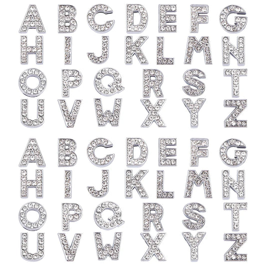52 pçs/caixa encantos deslizantes de liga de zinco ecológicos com strass banhado a platina letra A ~ Z cristal 12x3 ~ 12x4,5mm Furo: 8x2mm
