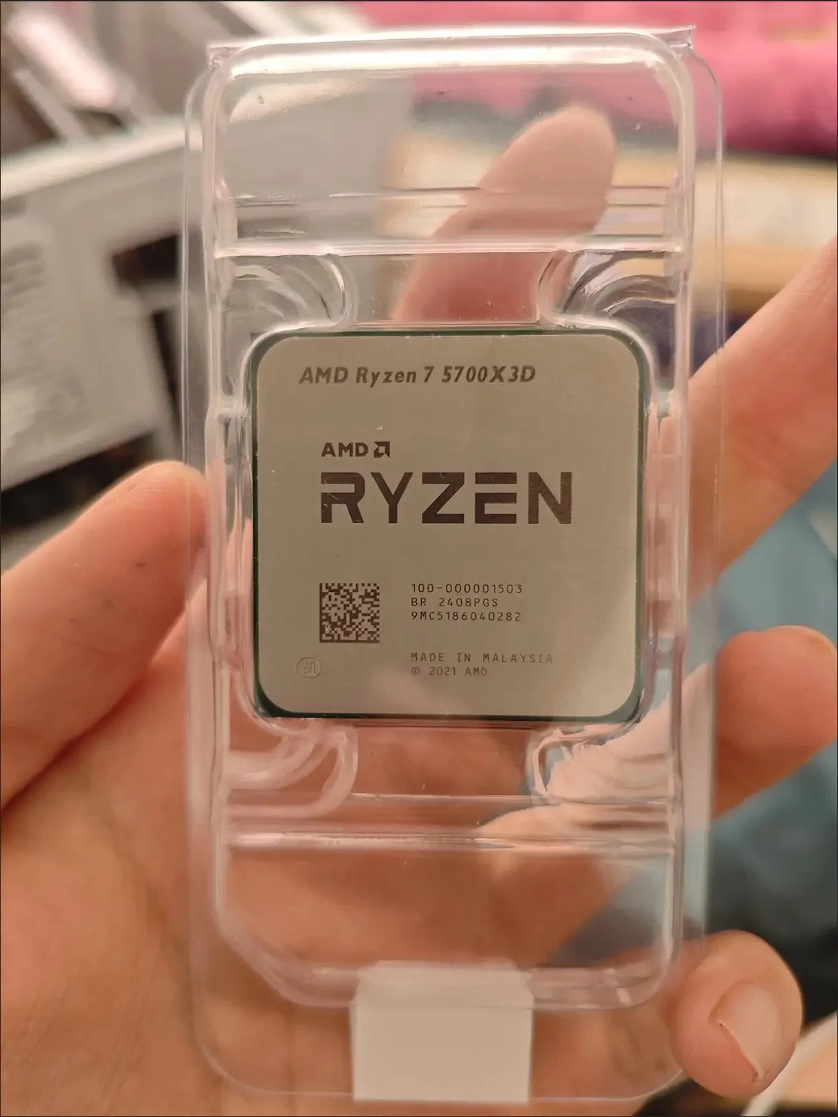 AMD Ryzen 7 5700x3d CPU 3 GHz AM4 processore R7 5000 Serie 8 Core 16 Thread 3.0 GHz Socket AM4 105W nessuno grafico integrato