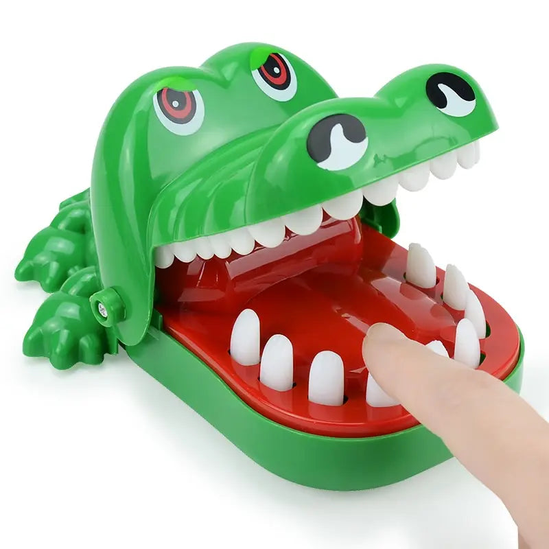 Juguetes de dientes de cocodrilo para niños. Juegos de dentista con mordeduras de cocodrilo. Divertido juego de bromas de la suerte para fiestas y niños.