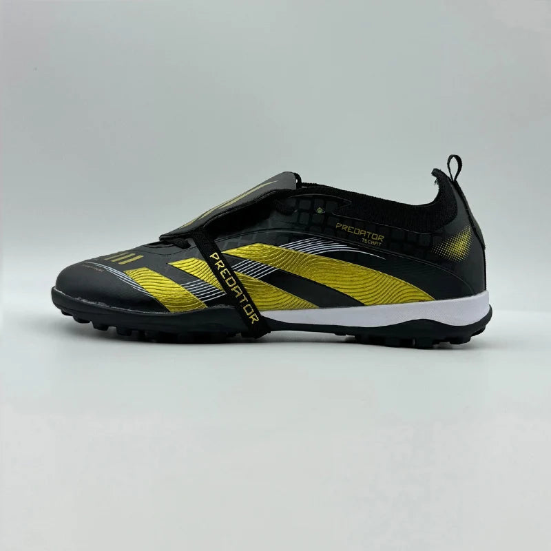 Studded Men Soccer Shoes Original Professional Ultralight Football Field Boots Indoor Football Shoes Comfortable Society Cleats