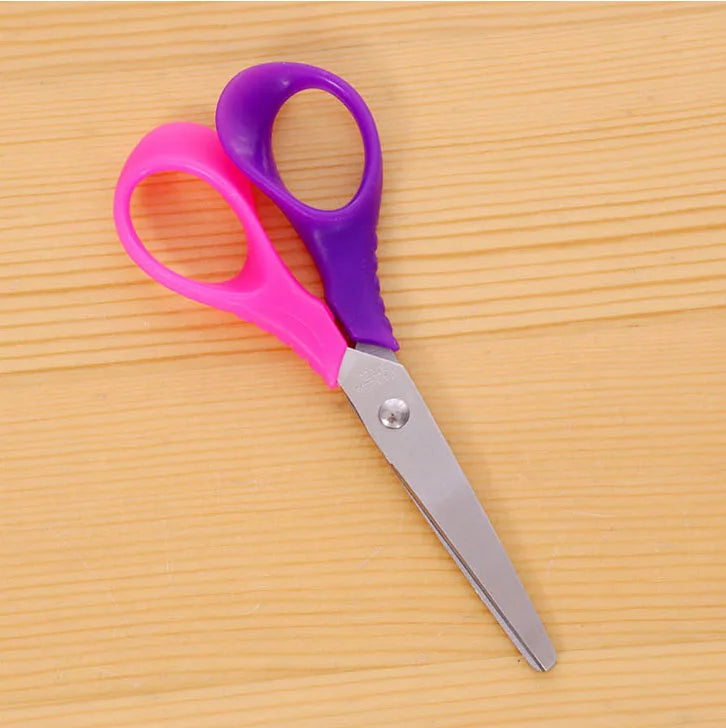 1 Pc Children Cartoon Round Head Safety Scissors  with Plastic DIY Manual Paper-cut Kindergarten Art Designer Stationery