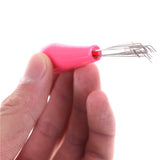 1 pieza de limpiador de cepillos de pelo con peine de color aleatorio, herramienta de limpieza de peine de plástico integrada.