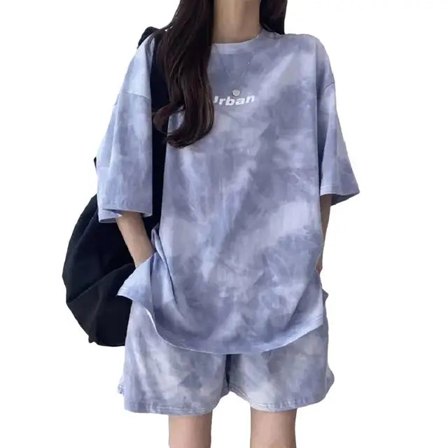 Camiseta e shorts de tintura de gravata de 2 peças para mulheres, manga curta solta, perna larga, roupa esportiva para estudantes, terno da moda coreana