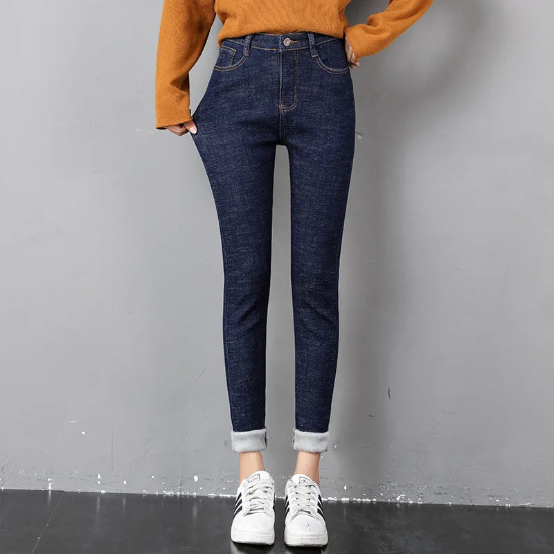 2023 Mujeres Jeans Térmicos Invierno Nieve Cálido Felpa Elástico Jeans Señora Skinny Espesar Polar Denim Pantalones Largos Retro Lápiz Pantalones