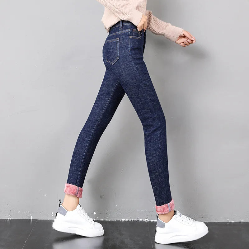 2023 Mujeres Jeans Térmicos Invierno Nieve Cálido Felpa Elástico Jeans Señora Skinny Espesar Polar Denim Pantalones Largos Retro Lápiz Pantalones