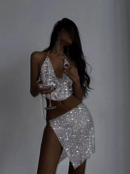 Conjunto de 2 piezas formado por top corto, falda y pantalón corto, sin mangas, con diamantes de imitación y cuello halter, para mujer, estilo playero, a la moda, para verano