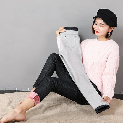 2023 Mujeres Jeans Térmicos Invierno Nieve Cálido Felpa Elástico Jeans Señora Skinny Espesar Polar Denim Pantalones Largos Retro Lápiz Pantalones