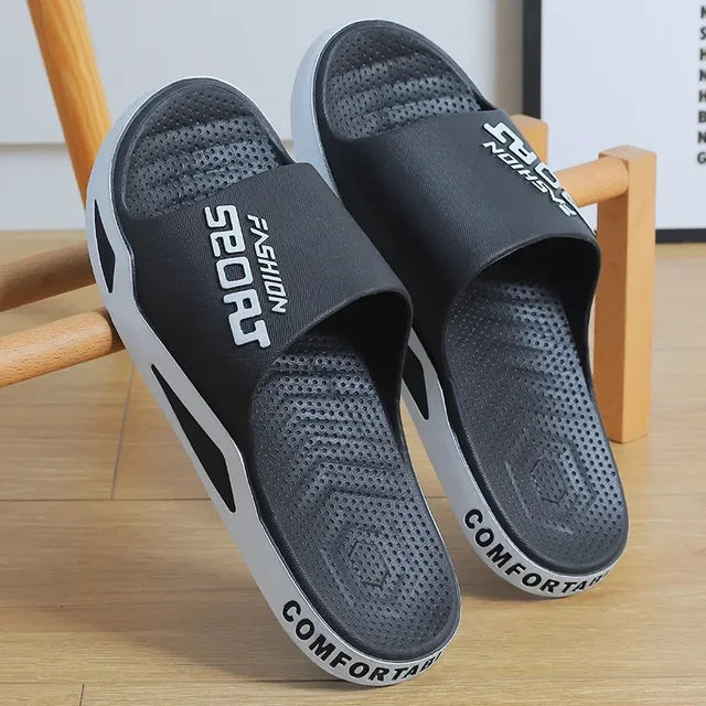 Chinelos de verão para homens e mulheres, sandálias antiderrapantes para banheiro, interior e casa, sapatos de casal na moda