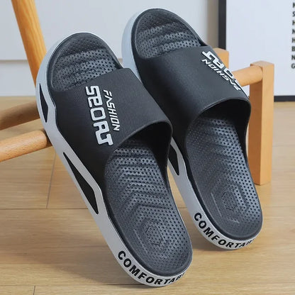 Chinelos de verão para homens e mulheres, sandálias antiderrapantes para banheiro, interior e casa, sapatos de casal na moda