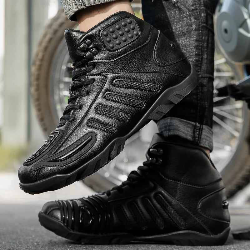 Men's Leather Upper Mountain Racing Locomotive Shoes Cool Off-Road Motorcycle Boots with Low-Cut Protection and Anti-Collision