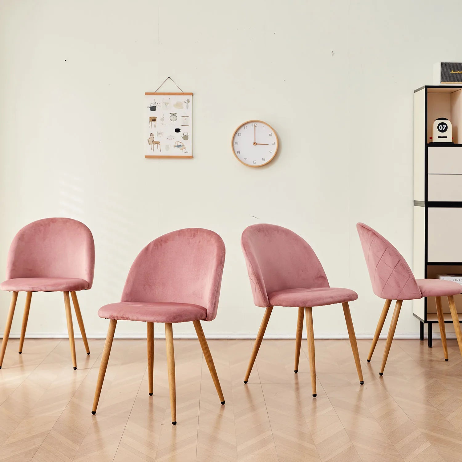 A Set of 4 Dining Chairs With Soft Velvet and Metal Legs, Suitable for Kitchen, Dining Room, Living Room, Lounge (Pink/Green/Blue)