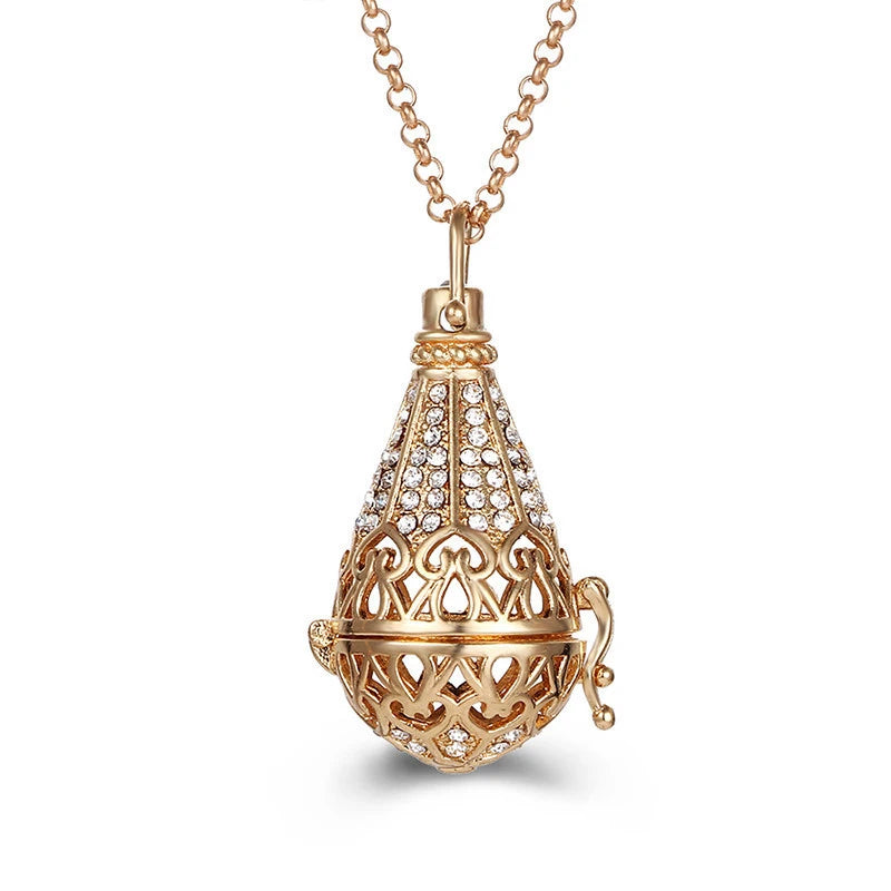 New Aroma Water Droplets Cage Lockets Necklace Heart Shaped Zircon Essential Oil Diffuser Set Combination Woman Pendant Jewelry