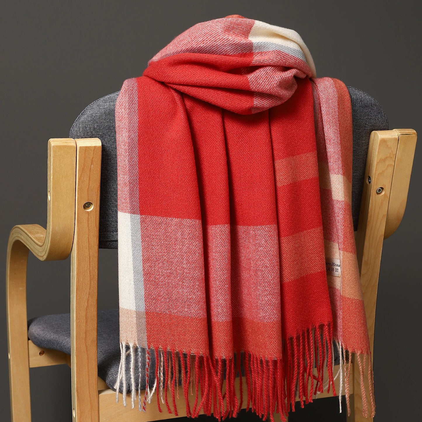 Bufandas de marca de lujo para otoño e invierno, cálidas, tipo pañuelo, de cachemira, a cuadros, con flecos gruesos y grandes, para hombre.