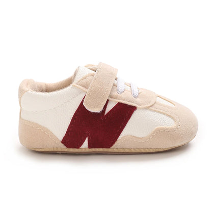 Zapatillas clásicas para bebés recién nacidos con letras entrelazadas, calzado informal antideslizante para caminar, para niños y niñas de 0 a 18 meses