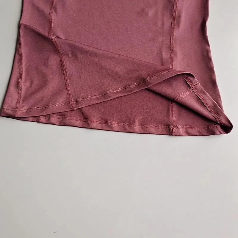 Camiseta deportiva de manga corta para mujer, cuello redondo, malla transpirable de secado rápido para yoga y fitness. 