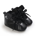Zapatos deportivos resistentes a la suciedad de alta ayuda, zapatos antideslizantes sencillos para niños recién nacidos, nuevos para primavera y otoño. 