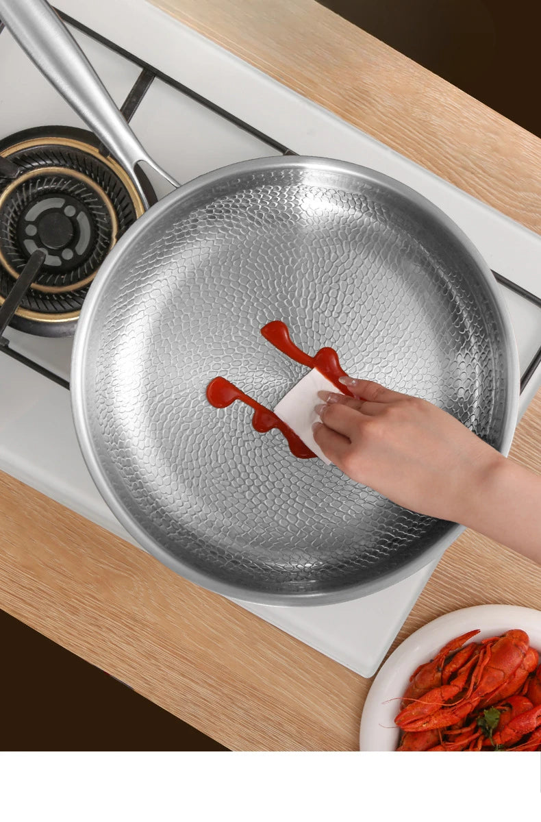 High-end titanium pan, non-stick titanium alloy steak frying pan, suitable for gas stoves