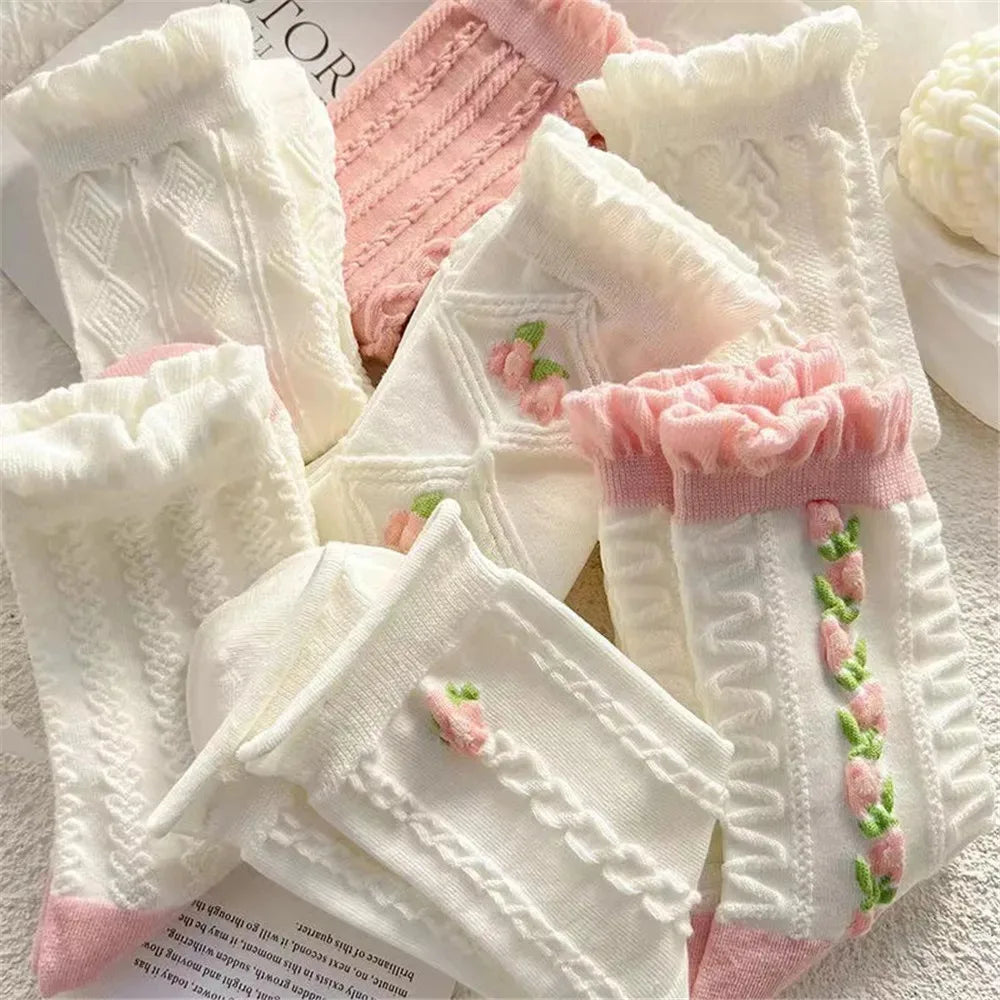 5 Pairs Women White Pink Floral Pattern Socks Cute Sweet Versatile Fashionable Socks Comfortable Breathable Mid Length Socks ﻿