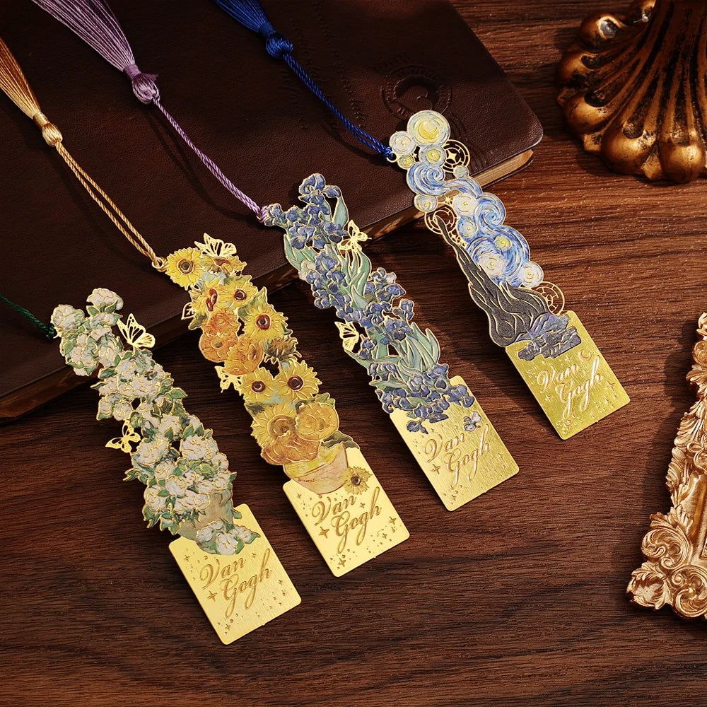 1 pc Vintage Painting Metal Bookmark Hollow Bookmark With Long Tassel For Book Club Readers Friends Teachers Students