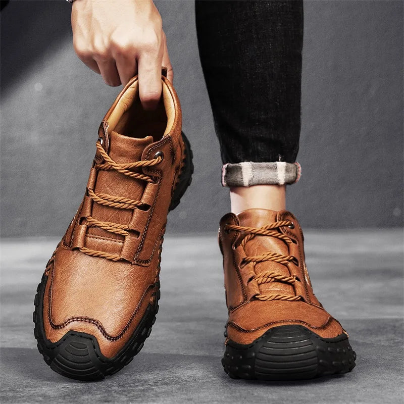 Zapatillas informales de cuero vulcanizado de alta calidad para hombre, zapatos planos de diseño, cómodos, antideslizantes, para caminar, correr y trotar, 2024