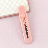 Mini navaja de bolsillo Kawaii con diseño de caramelo, color arte, multiusos, caja exprés, cortador de papel, herramienta para manualidades, material de papelería para oficina y escuela.