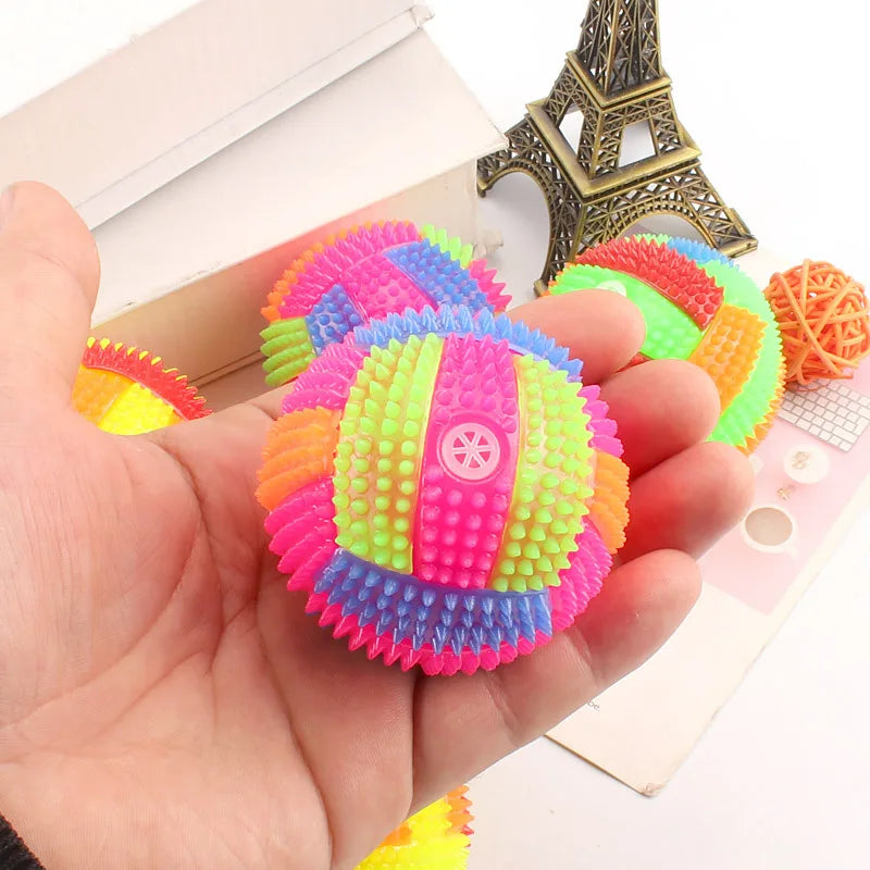 Juguete interactivo con luz LED para perros, pelota masticable para cachorros, juguete molar con luz de color para gatos y perros pequeños.