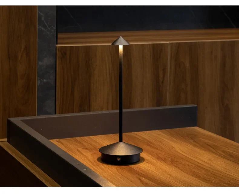 Rechargeable Table Lamp Creative Dining Touch LED Hotel Bar Coffee Pina Pro Table Lamp Decorative Desk Lamp