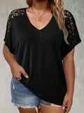 A new plous-size women's T-shirt with loose, perforated lace and solid V-neck short sleeves