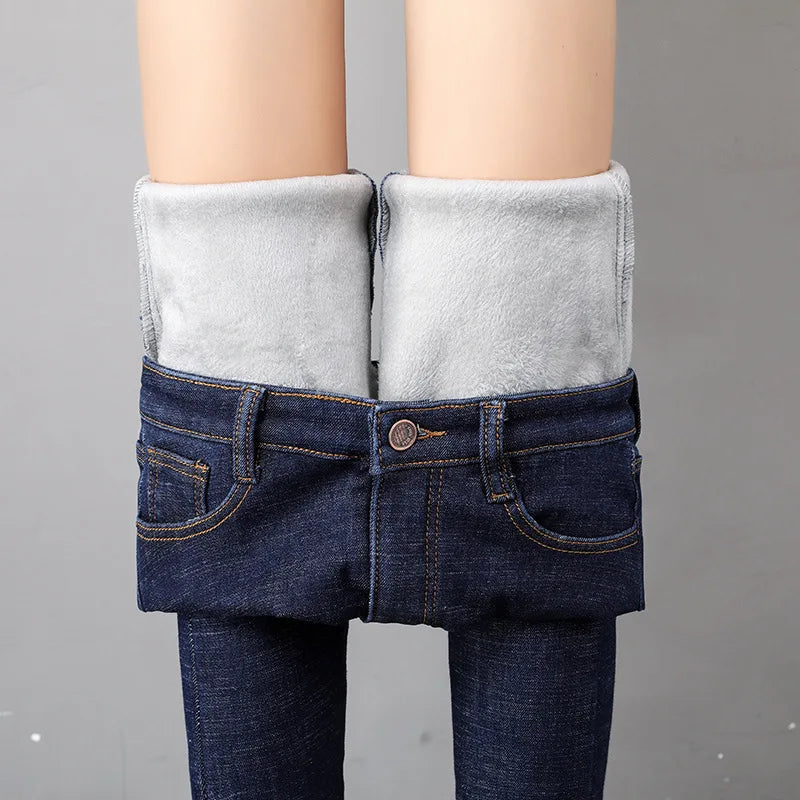 2023 Mujeres Jeans Térmicos Invierno Nieve Cálido Felpa Elástico Jeans Señora Skinny Espesar Polar Denim Pantalones Largos Retro Lápiz Pantalones