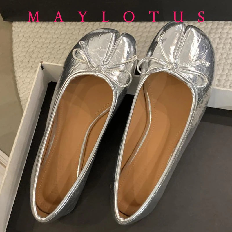 Spring Women Flat Split Toe Shoes with Bow Soft Leather Bow Tie Front Shallow Slip On Girls Tabi Shoes Flats Ballet Shoes