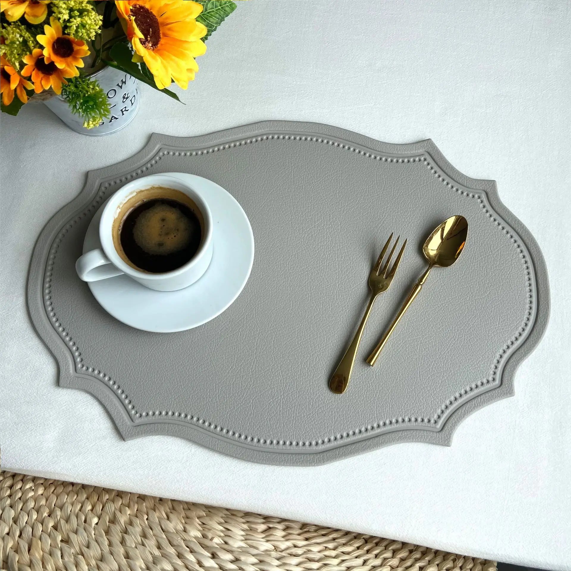 1/4/6PCS Shaped PU Placemat Set Faux Leather Kitchen Dining Table Pad Luxury Black Pink Green Place Mat Tableware Cafe Pad 식탁매트