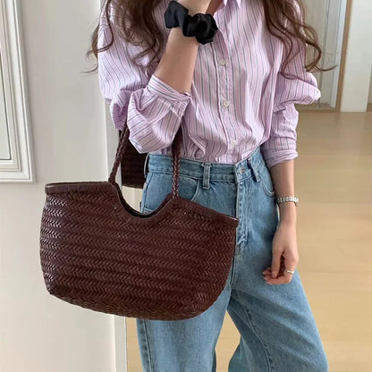 French Leather Woven Bag Fashion Simple Basket Bag Retro Advanced Handmade Bag New Versatile Commuting Women's Shoulder Handbag