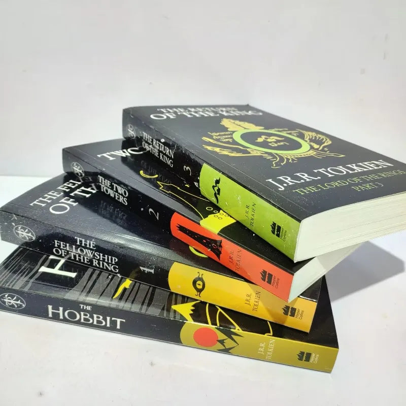 4 Books/Set The Fellowship Of The Ring The Hobbit Stories And Interests Extracurricular Reading Foreign Classic Books Film Novels
