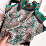 Bufanda cuadrada de seda de lujo para mujer, hiyab de primavera, pañuelo de moda, cinta para el pelo, bandana