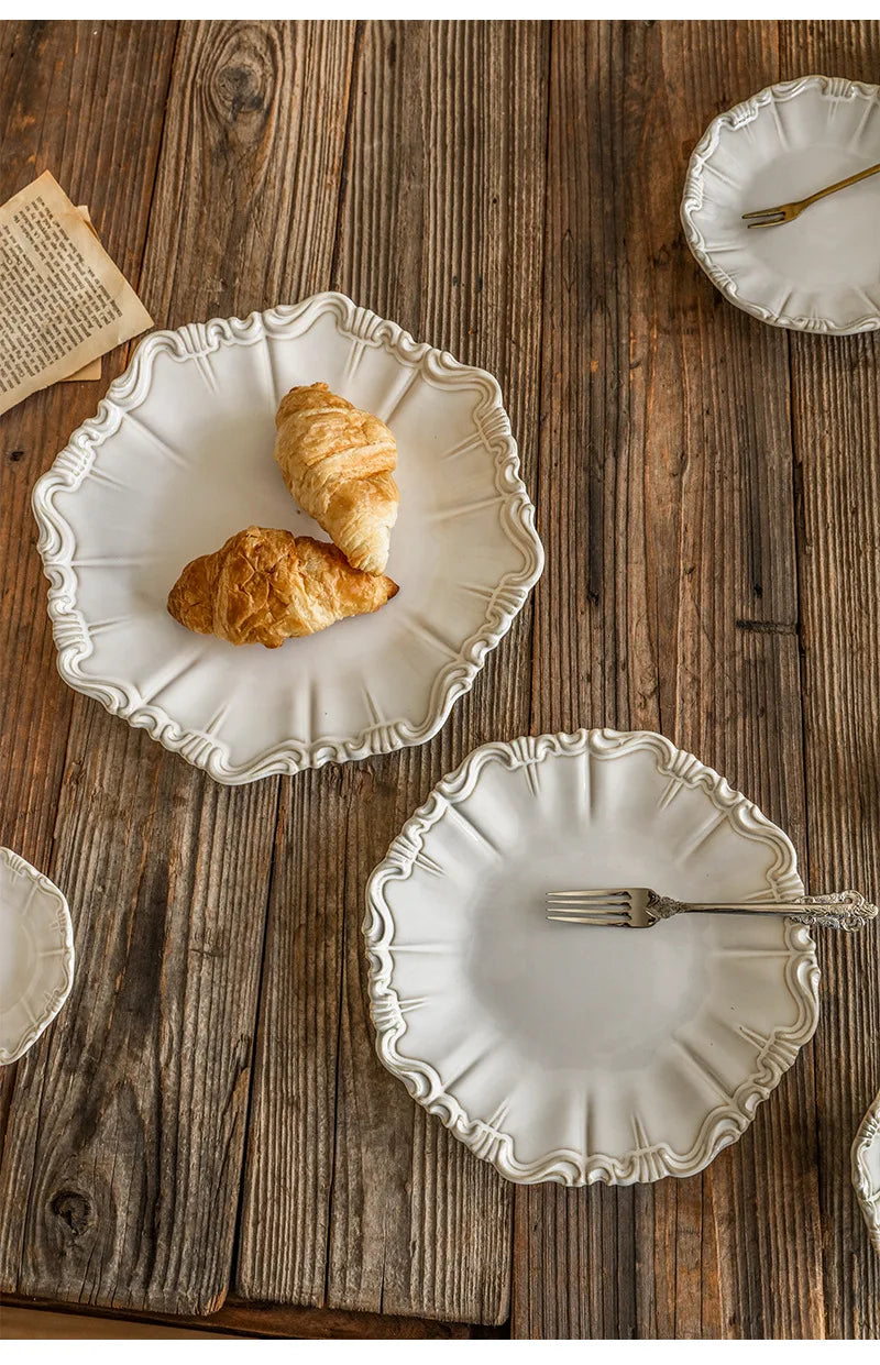 Elegant Classical Plate French Retro Ceramic Dishes Home Plate Rice Bowl Party Tableware Set White Lace Embossed Dinner Plate