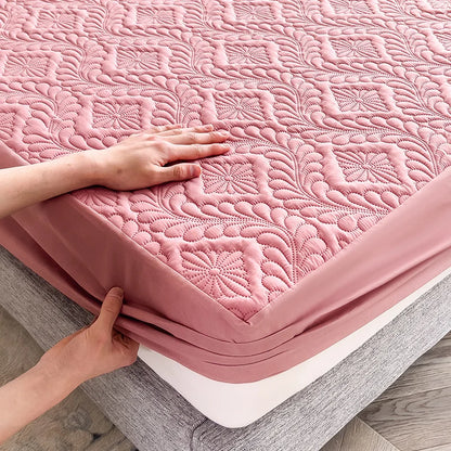 Waterproof Mattress Protector Thicken Fitted Bed Sheet Breathable & Noiseless Mattress Pad for Twin/Double/Queen/King Size Beds