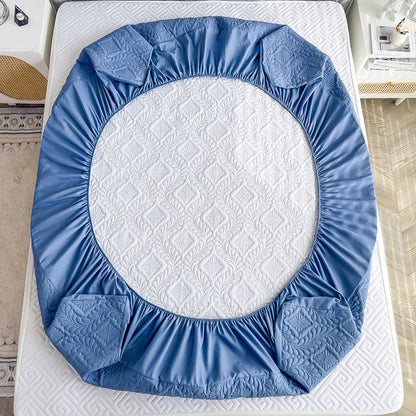 Waterproof Mattress Protector Thicken Fitted Bed Sheet Breathable & Noiseless Mattress Pad for Twin/Double/Queen/King Size Beds