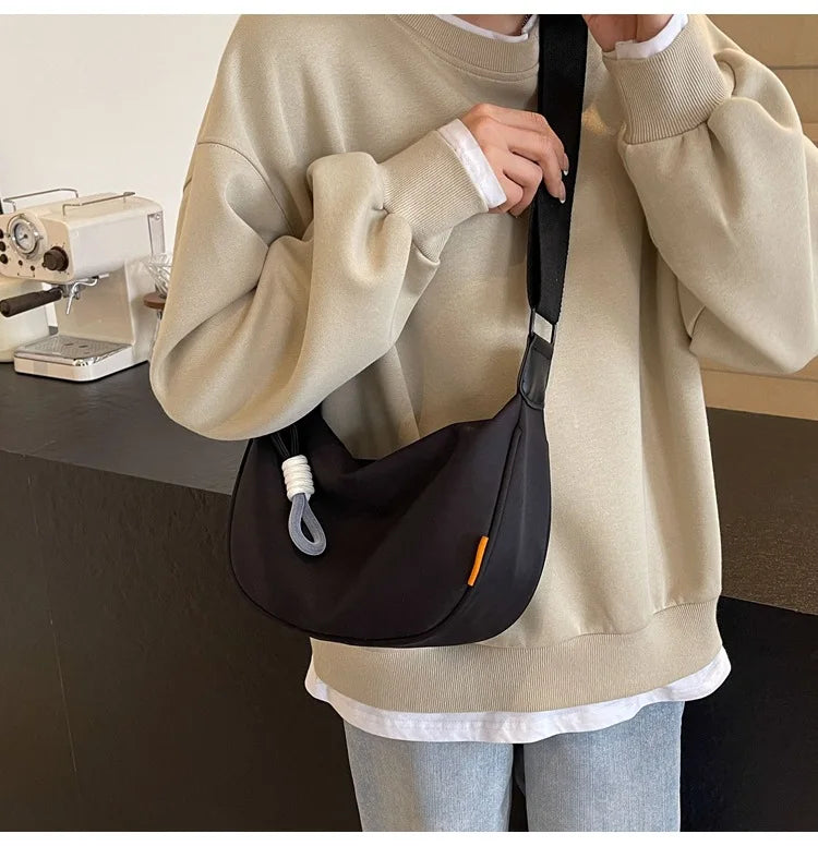 2024 New Fashion Crossbody Bag Simple Wide Shoulder Strap Design Single Shoulder Bag Original Style Commuting Dumpling Women's Bag
