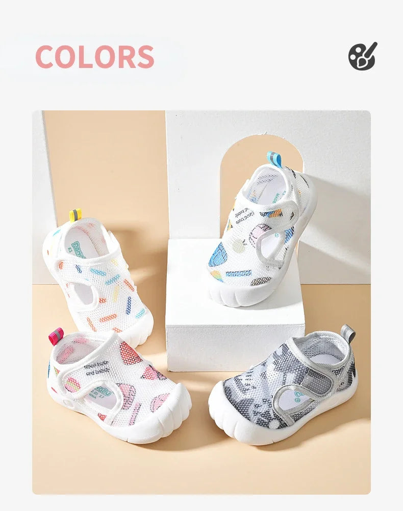 Sandalias de verano transpirables de malla de aire para niños de 1 a 4 años, zapatos casuales unisex para bebés, suela suave antideslizante, zapatos ligeros para primeros pasos.