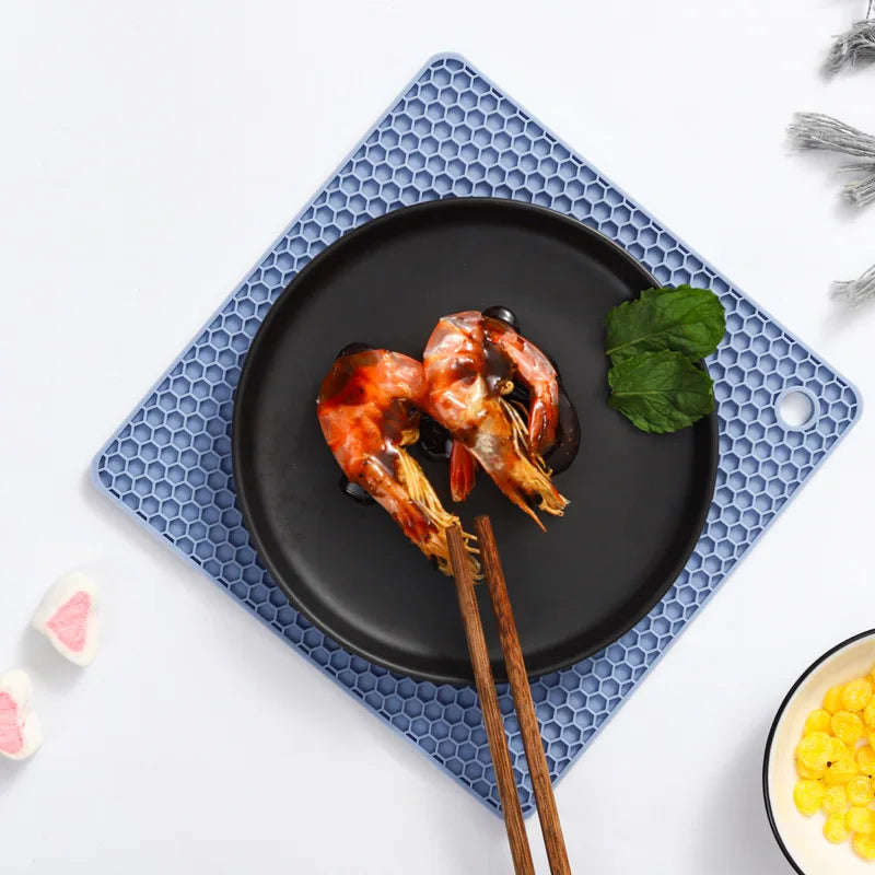 18cm Square Silicone Mat Heat Resistant Potholder Dining Table Placemat Non-slip Pot Holder Cup Coaster Kitchen Accessories