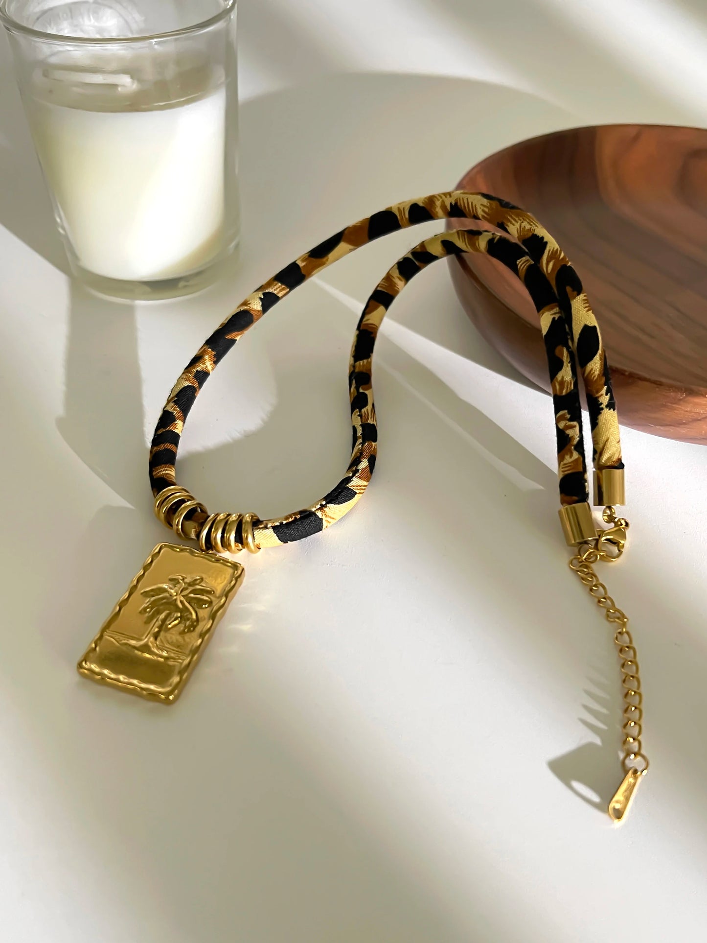 GHIDBK Europe and America Exaggerated Stainless Steel Heart Sun Pendant Necklace Vintage Trend Leopard Print Necklaces for Women