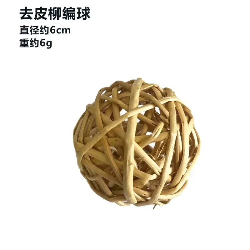 Natural Grass Chew Ball Toy for Guinea Pigs, Rabbits & Hamsters - Interactive Braided Small Animal Toys with Safe Edible Fibers