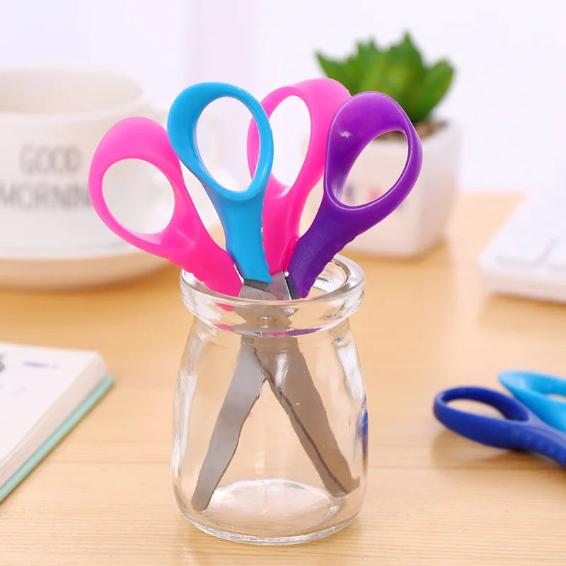 1 Pc Children Cartoon Round Head Safety Scissors  with Plastic DIY Manual Paper-cut Kindergarten Art Designer Stationery