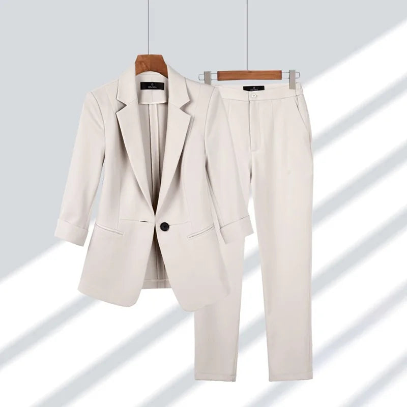 Traje profesional para mujer, primavera/verano 2024, nuevo, corto, manga dividida, color liso, traje de temperamento premium, conjunto de dos piezas