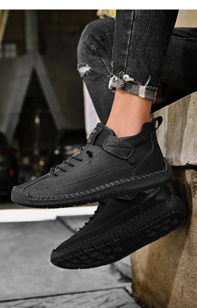Handmade Leather Men's Casual Slip-On Loafers Breathable Leather Shoes Men's Flat Fashion Moccasins Tooling Shoes Plus Size