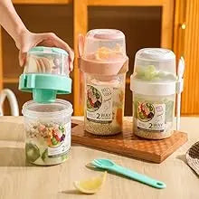 ¡Lleve tazas de desayuno, tazas de ensalada, cereales de yogur, bocadillos de avena, recipientes para parfait y soportes para aderezos para ensaladas con tenedores!