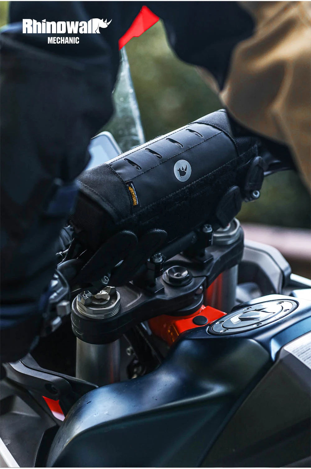 Rhinowalk Motorcycle Handlebar Bag Waterproof Universal Storage Bag Travel Motor Accessory For BMW1250ADV KTM890 CF450 Kawasaki