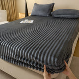 Solid Color Thick Faux Rabbit Fur Mattress Cover Autumn Winter Warm Velvet Mattress Protector Fluffy Soft Plush Fitted Bed Sheet