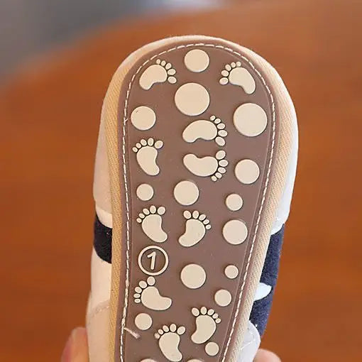Zapatillas clásicas para bebés recién nacidos con letras entrelazadas, calzado informal antideslizante para caminar, para niños y niñas de 0 a 18 meses