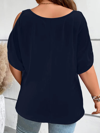 Camiseta feminina plus size com ombro frio, casual, solta, verão, com recortes da moda